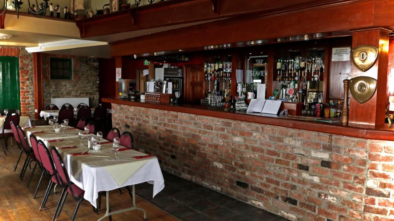 The Seaview Tavern 발리고맨 외부 사진